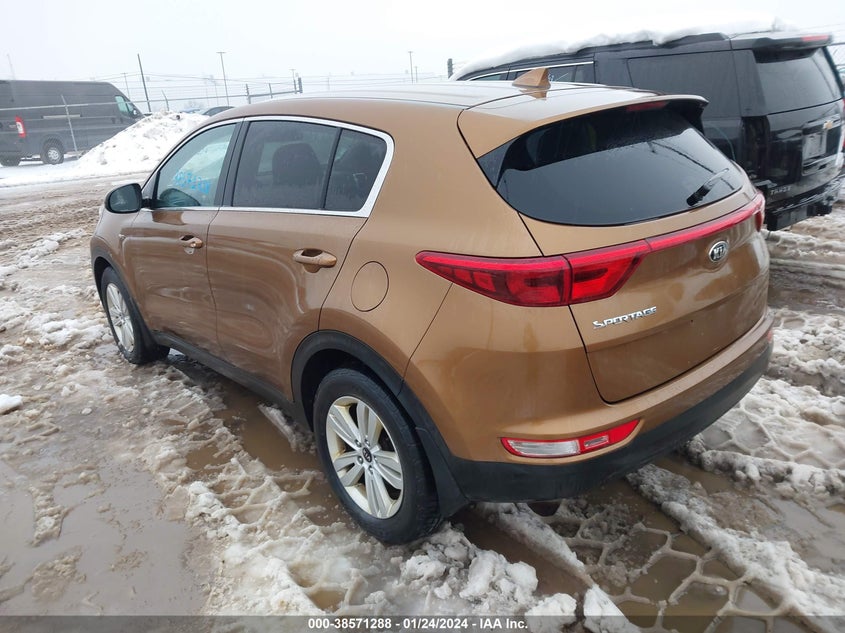 VIN KNDPMCAC5H7161170 2017 KIA SPORTAGE LX