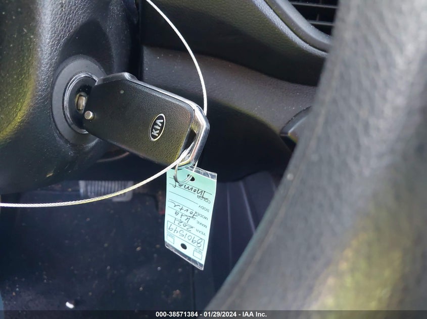 VIN 3KPF24AD2ME309723 2021 KIA FORTE LXS