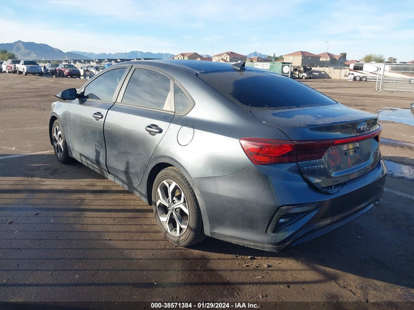 VIN 3KPF24AD2ME309723 2021 KIA FORTE LXS