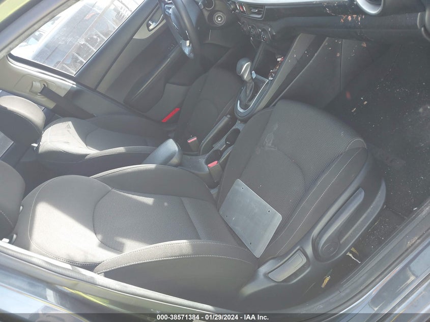 VIN 3KPF24AD2ME309723 2021 KIA FORTE LXS