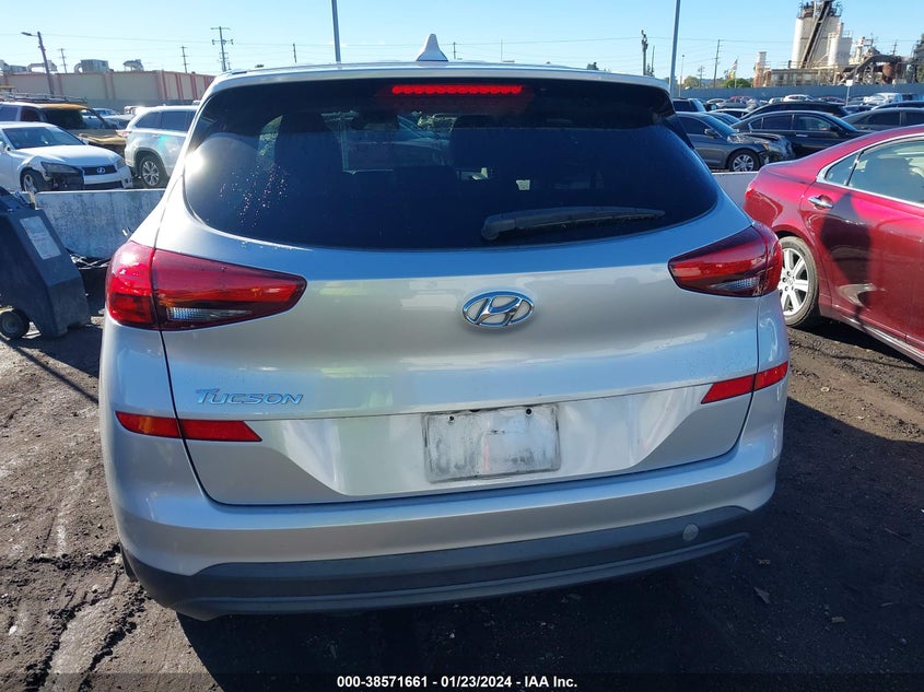 VIN KM8J23A44KU926846 2019 HYUNDAI TUCSON SE