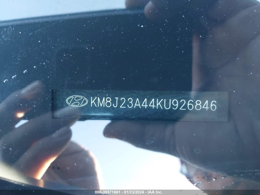 VIN KM8J23A44KU926846 2019 HYUNDAI TUCSON SE