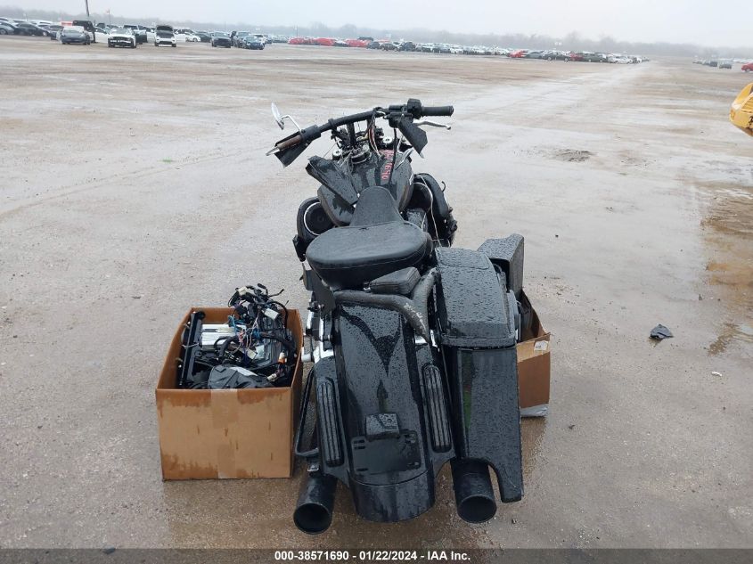 2021 HARLEY-DAVIDSON FLTRX - 1HD1KHC1XMB616587