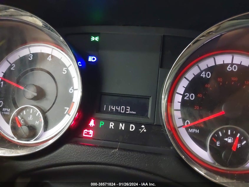 VIN 2C4RDGCG3JR326184 2018 DODGE GRAND CARAVAN SXT