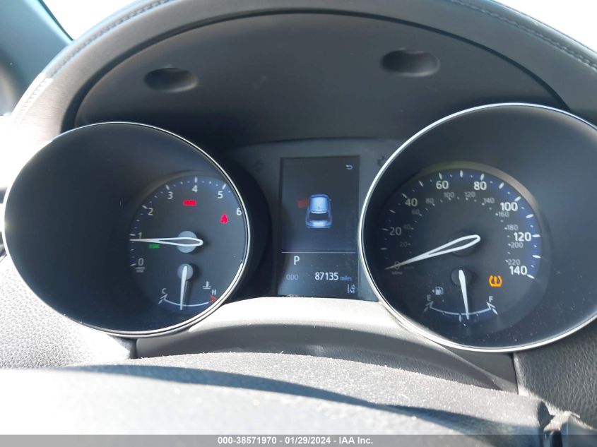 2019 TOYOTA C-HR XLE - JTNKHMBX4K1016701