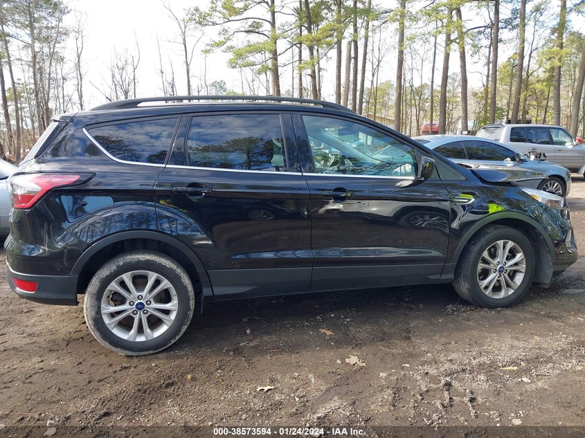 VIN 1FMCU9GD3JUA86943 2018 FORD ESCAPE SE