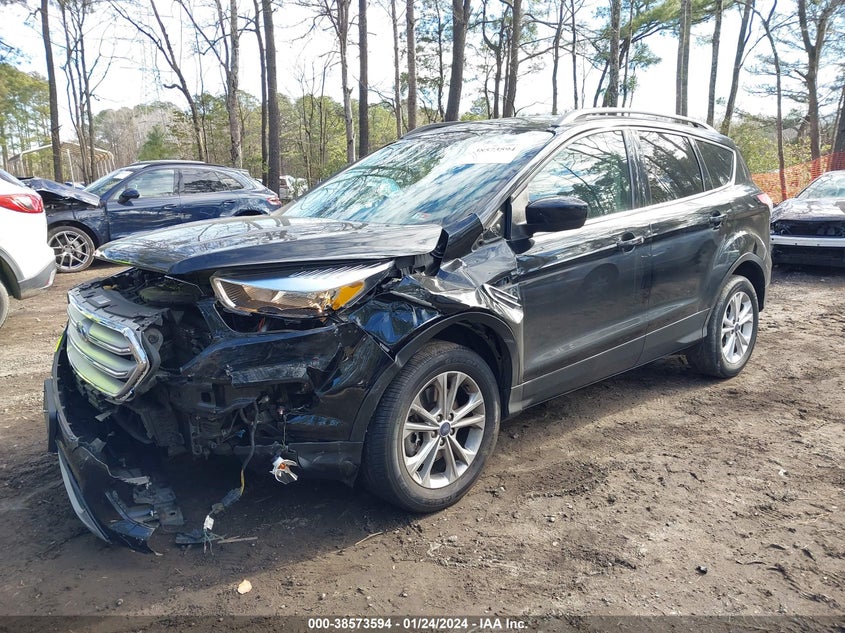 VIN 1FMCU9GD3JUA86943 2018 FORD ESCAPE SE