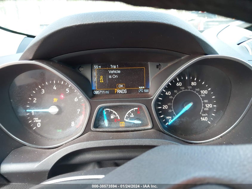 VIN 1FMCU9GD3JUA86943 2018 FORD ESCAPE SE