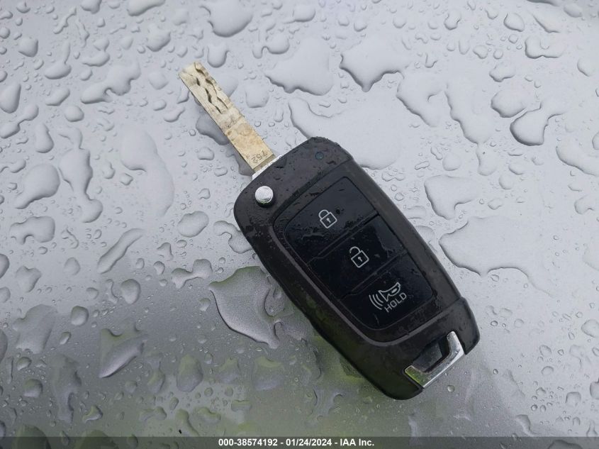 2023 HYUNDAI VENUE SEL - KMHRC8A38PU231586