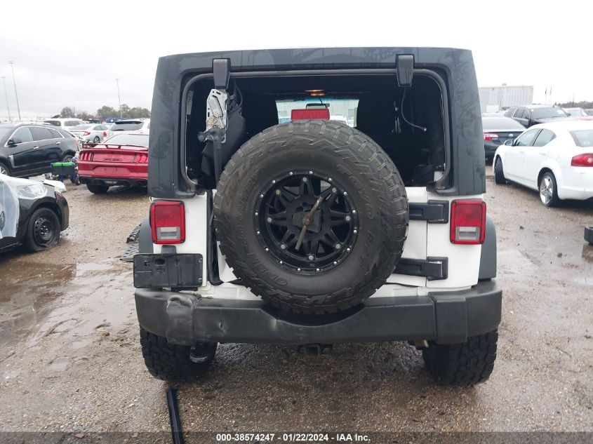 2014 JEEP WRANGLER UNLIMITED SPORT - 1C4BJWDG6EL289245