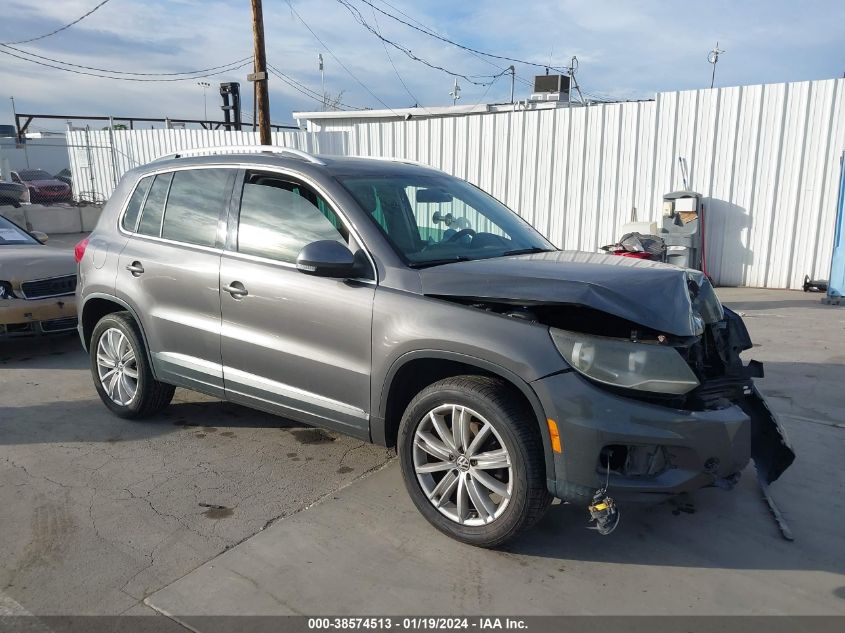 2013 VOLKSWAGEN TIGUAN SE - WVGAV7AX7DW544018