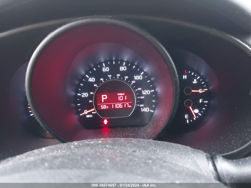 2015 KIA SOUL + - KNDJP3A5XF7141153