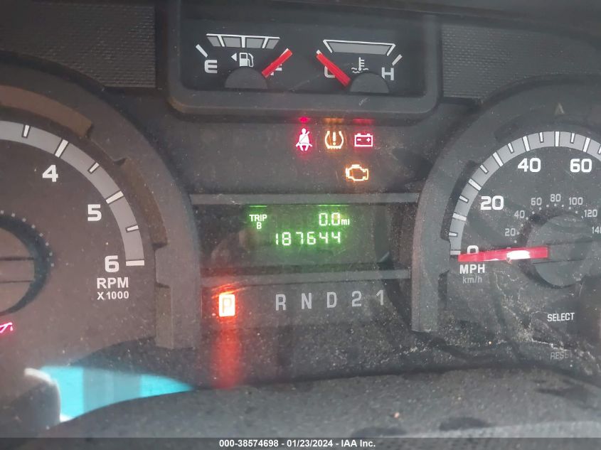 2013 FORD E-350 SUPER DUTY XL - 1FBNE3BL2DDB34060