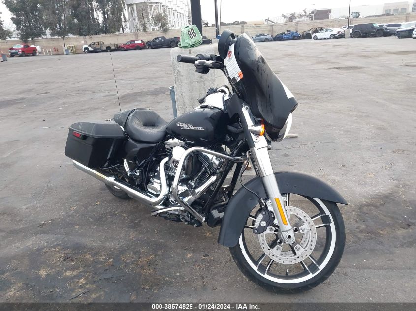 2015 HARLEY-DAVIDSON FLHX STREET GLIDE - 1HD1KBM37FB676908