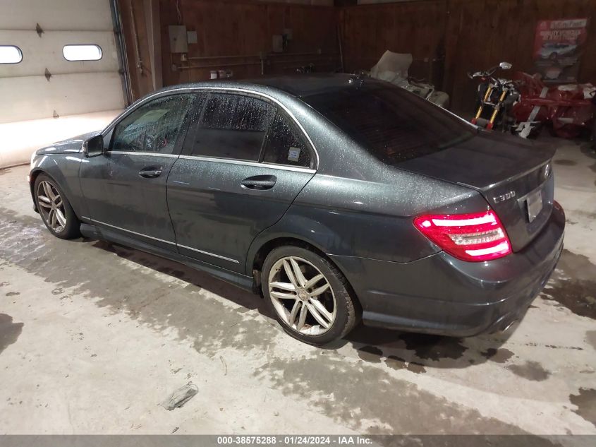 2013 MERCEDES-BENZ C 300 LUXURY 4MATIC/SPORT 4MATIC - WDDGF8AB1DR263715