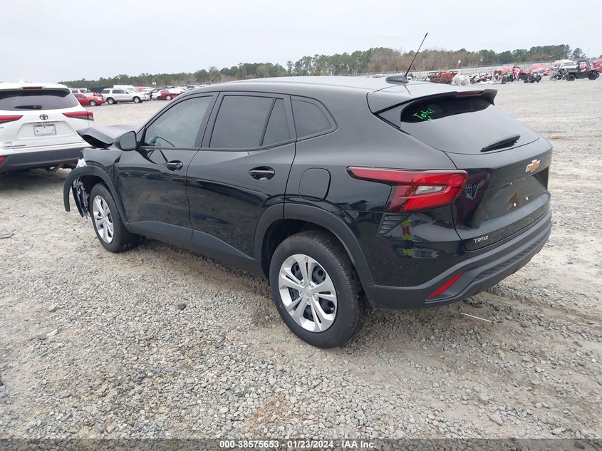 VIN KL77LFE28RC105834 2024 CHEVROLET TRAX LS