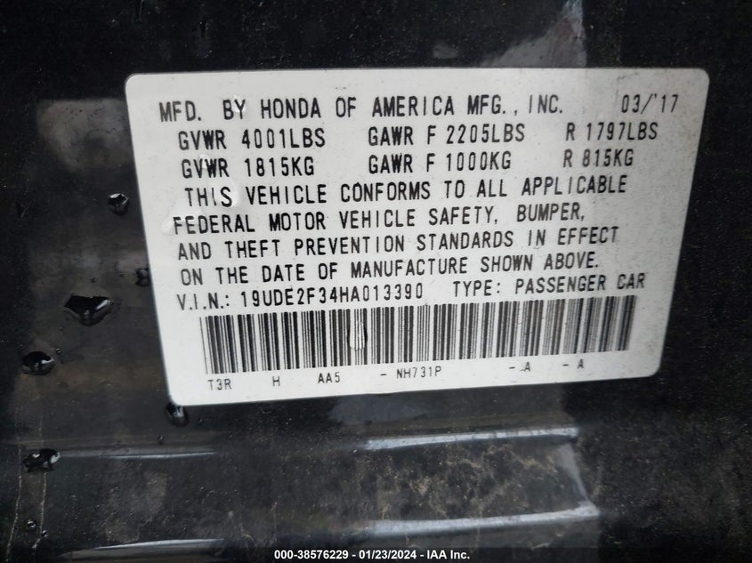 VIN 19UDE2F34HA013390 2017 ACURA ILX BASE WATCH PLUS