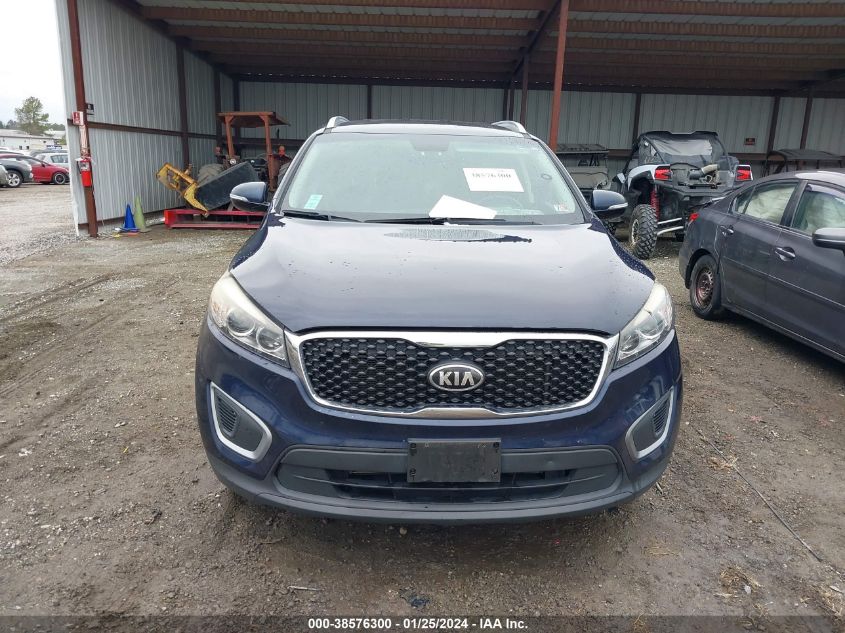 2016 KIA SORENTO 2.4L LX - 5XYPG4A33GG014201