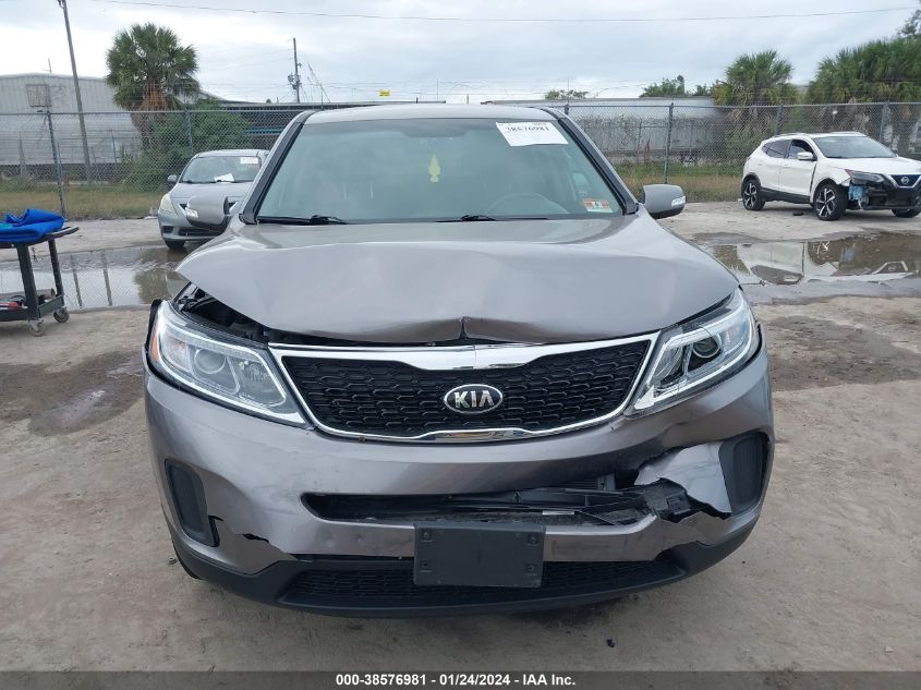 2014 KIA SORENTO LX - 5XYKTCA67EG462366