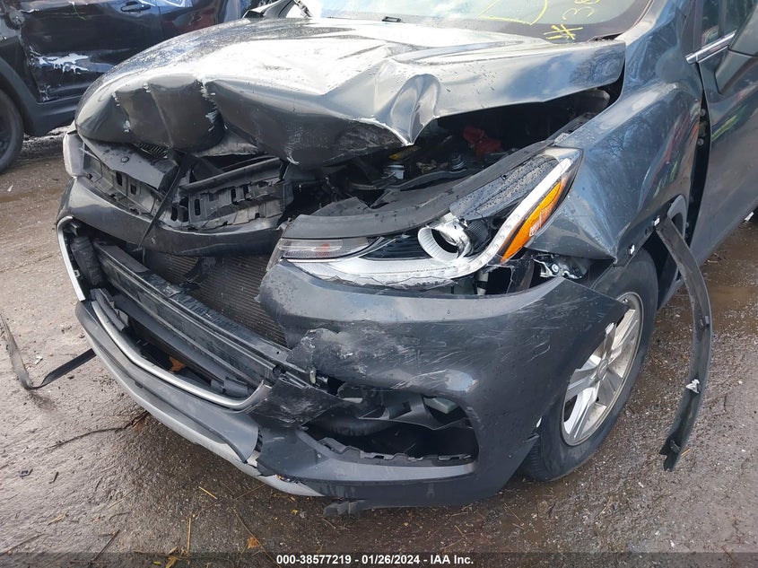 VIN 3GNCJLSB5JL335681 2018 CHEVROLET TRAX 1LT