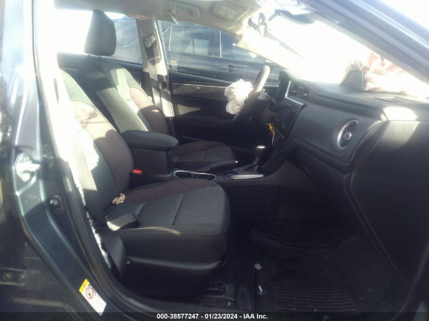 2019 TOYOTA COROLLA L/LE/SE/XLE/XSE - 5YFBURHE0KP902481