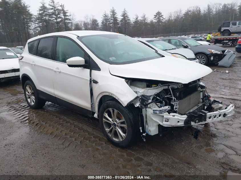 2017 FORD ESCAPE SE - 1FMCU0GD9HUA90422