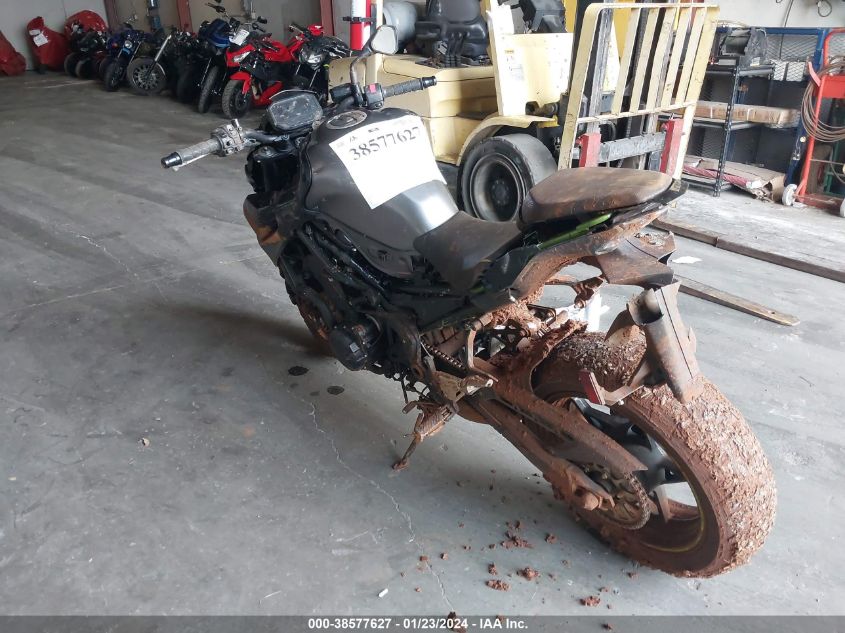 VIN ML5ZRDF17LDA38078 2020 KAWASAKI ZR900 F