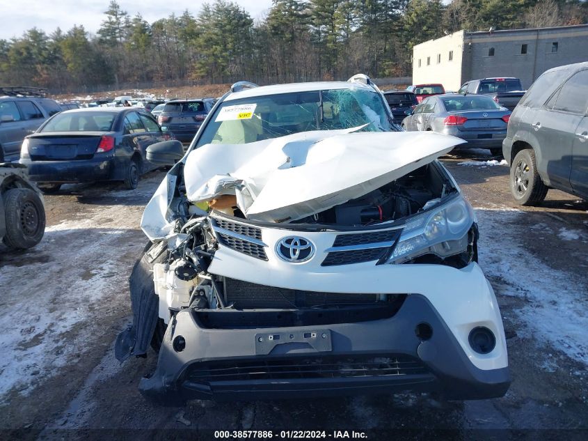 2014 TOYOTA RAV4 LE - JTMBFREV7ED095463
