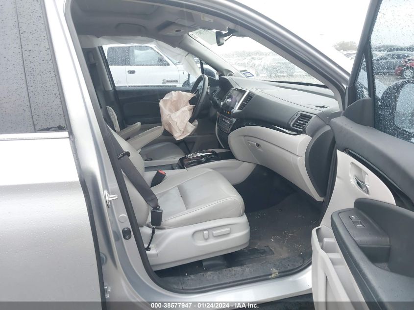 2017 HONDA PILOT TOURING - 5FNYF5H94HB028575