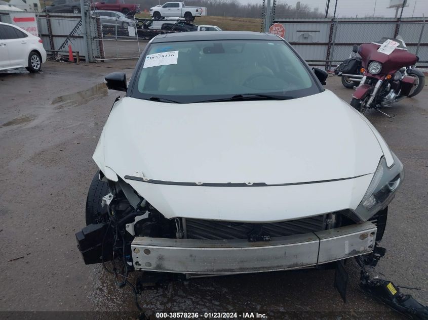 2017 NISSAN MAXIMA 3.5S/SV/SL/SR/PLAT - 1N4AA6AP0HC418090