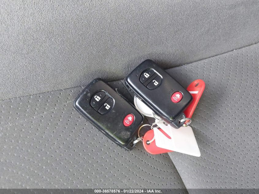 2015 TOYOTA PRIUS TWO - JTDKN3DU5F1942668