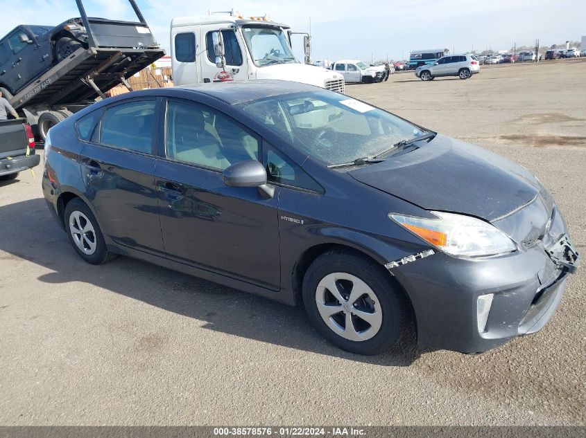2015 TOYOTA PRIUS TWO - JTDKN3DU5F1942668