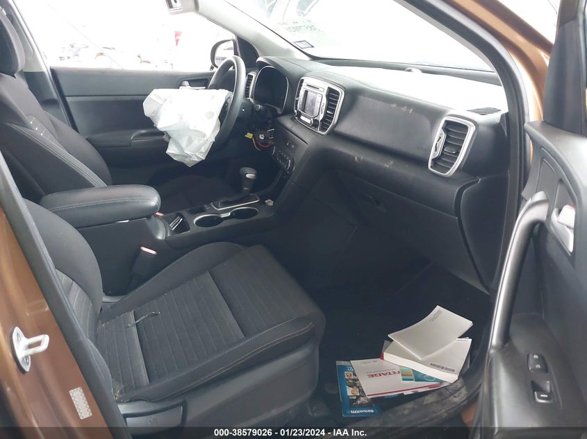 VIN KNDPMCAC2H7043951 2017 KIA SPORTAGE LX