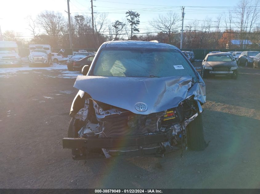 2013 TOYOTA SIENNA XLE V6 8 PASSENGER - 5TDYK3DC2DS312049