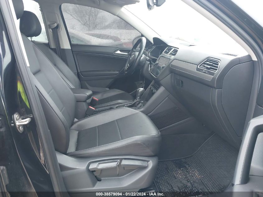 2019 VOLKSWAGEN TIGUAN 2.0T SE/2.0T SEL/2.0T SEL R-LINE/2.0T SEL R-LINE BLACK - 3VV3B7AX2KM100677