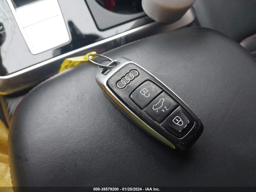 2020 AUDI RS Q8 WU1ARBF12LD024838