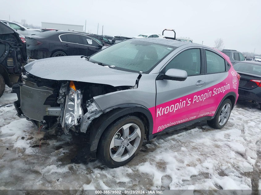VIN 3CZRU6H33NM768714 2022 HONDA HR-V LX