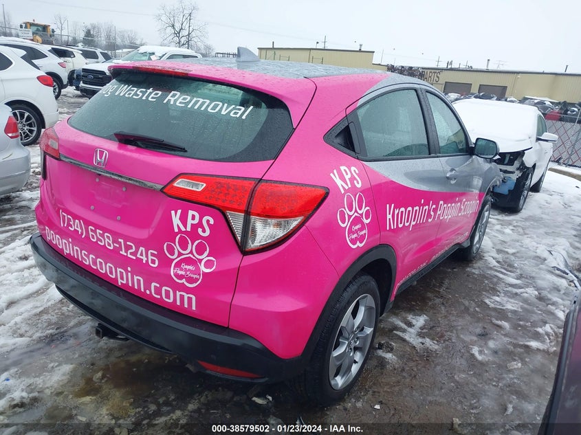 VIN 3CZRU6H33NM768714 2022 HONDA HR-V LX