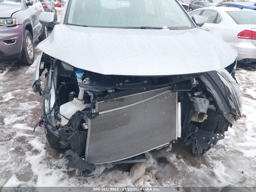 VIN 3CZRU6H33NM768714 2022 HONDA HR-V LX