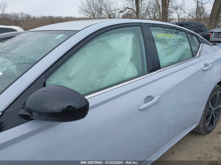 VIN 1N4BL4CV0PN376201 2023 NISSAN ALTIMA SR FWD