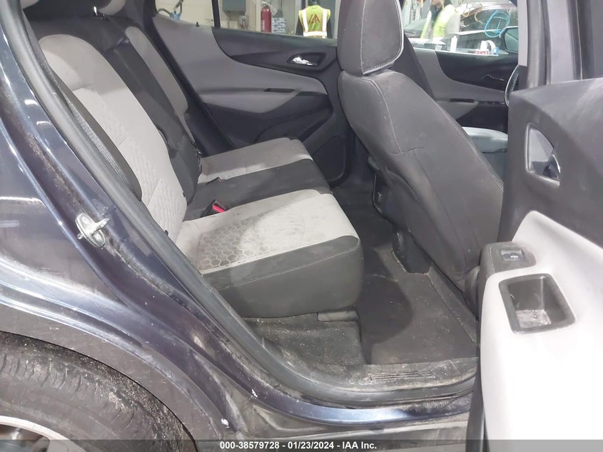 VIN 3GNAXKEX1JS530495 2018 CHEVROLET EQUINOX LT