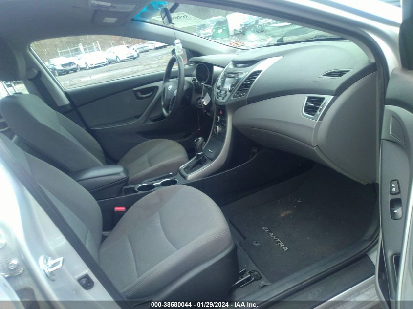 2015 HYUNDAI ELANTRA SE - 5NPDH4AE5FH610984