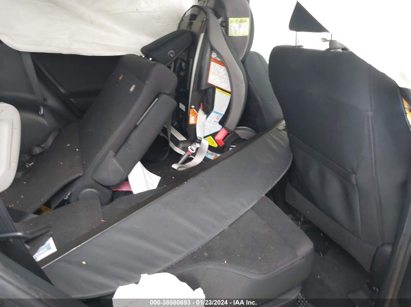 2015 TOYOTA RAV4 XLE - JTMWFREV5FD062075