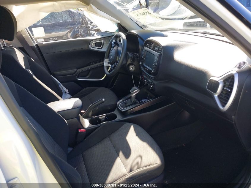 2020 KIA SOUL LX - KNDJ23AU6L7701509