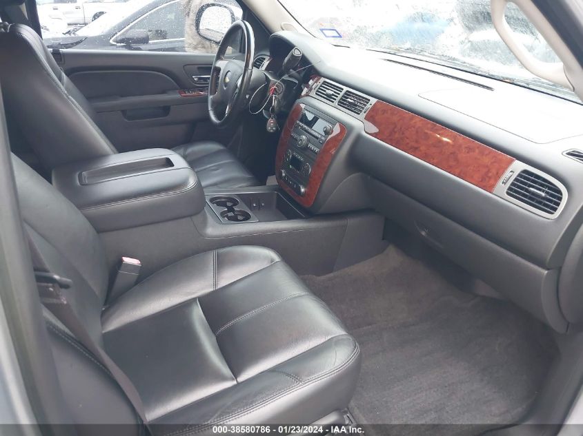 2013 CHEVROLET TAHOE C1500 LT - 1GNSCBE02DR147675