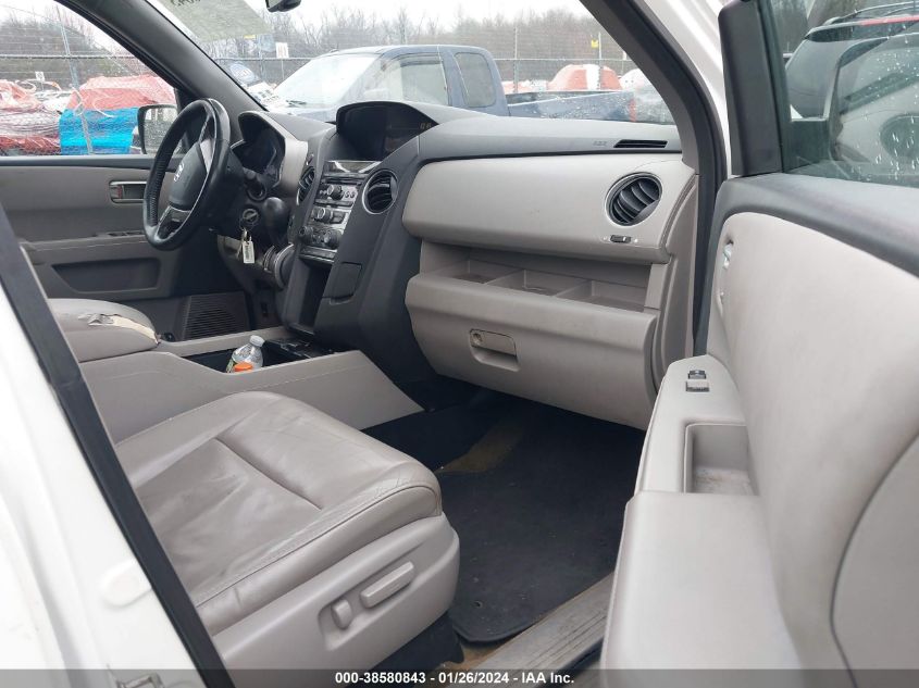 2014 HONDA PILOT EX-L - 5FNYF4H54EB054077