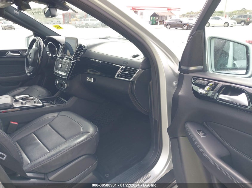 VIN 4JGDF6EE9JB038450 2018 MERCEDES-BENZ GLS 450 4MATIC