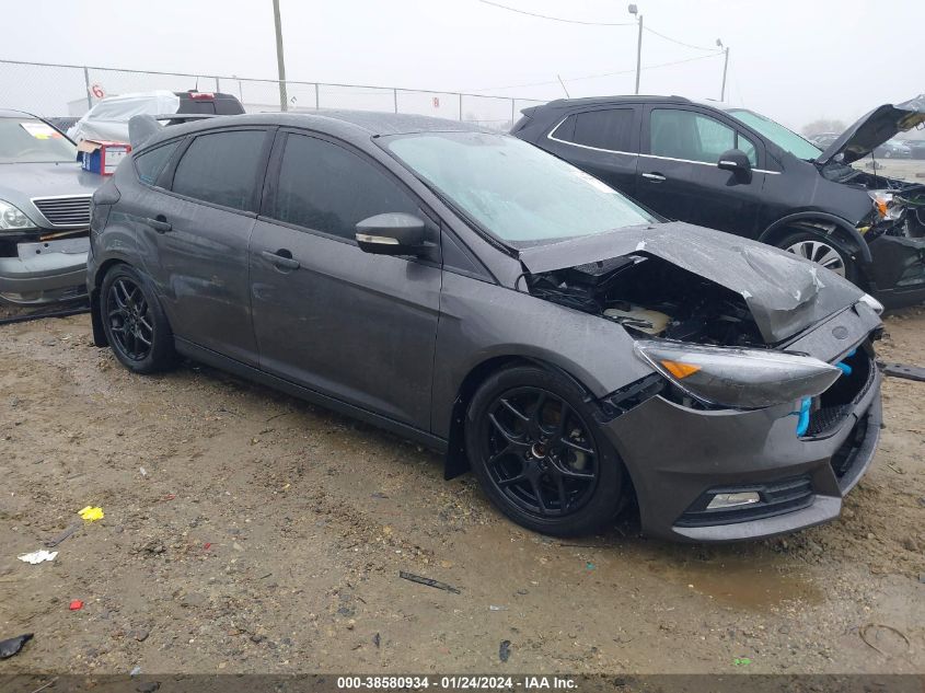 2016 FORD FOCUS SE - 1FADP3K23GL329996