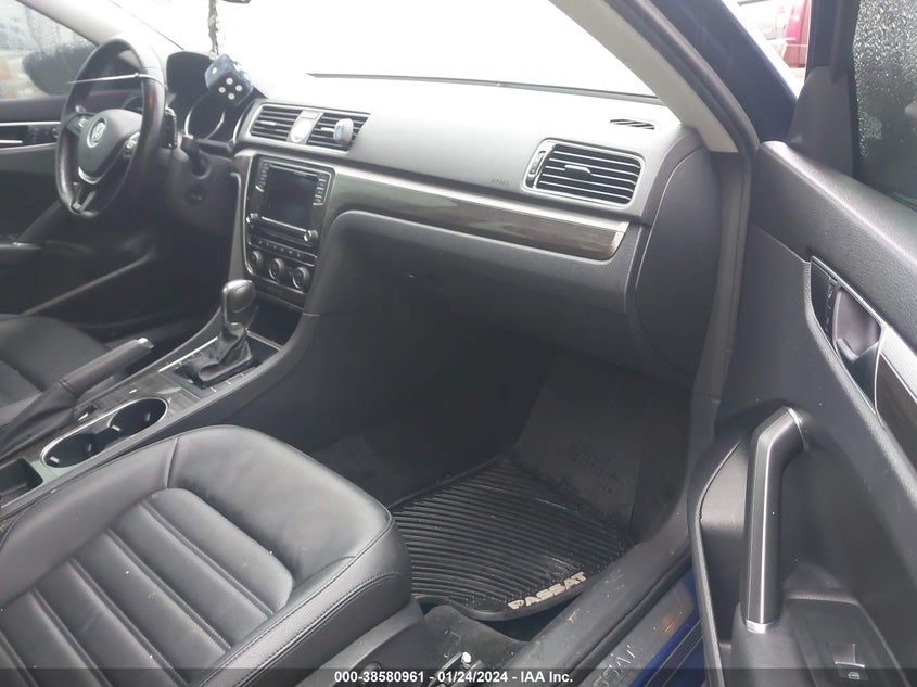 VIN 1VWCT7A33HC050226 2017 VOLKSWAGEN PASSAT SEL PREMIUM
