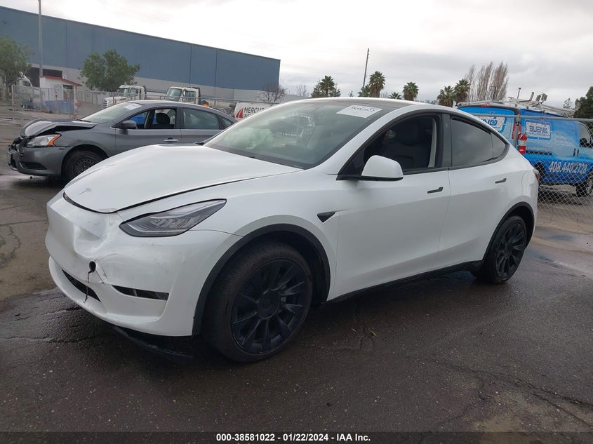 VIN 7SAYGDEE3PA052194 2023 TESLA MODEL Y